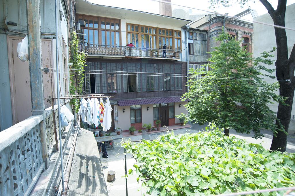 Apartment In Purtseladze Street Tbiliszi Kültér fotó