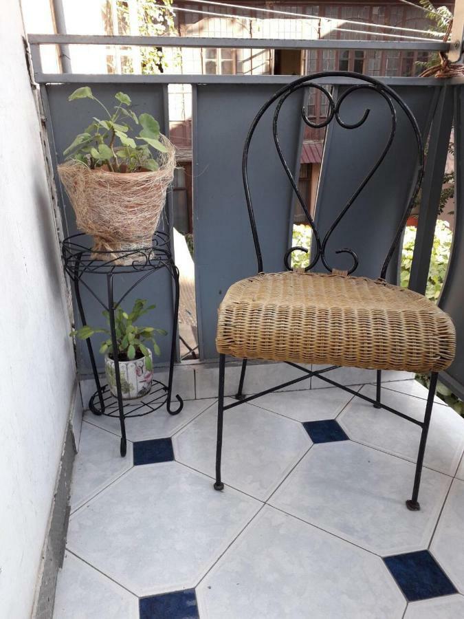 Apartment In Purtseladze Street Tbiliszi Kültér fotó